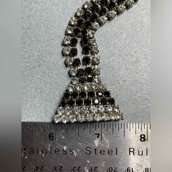 Vintage Rhinestone Tie Brooch - Picture 3 of 10